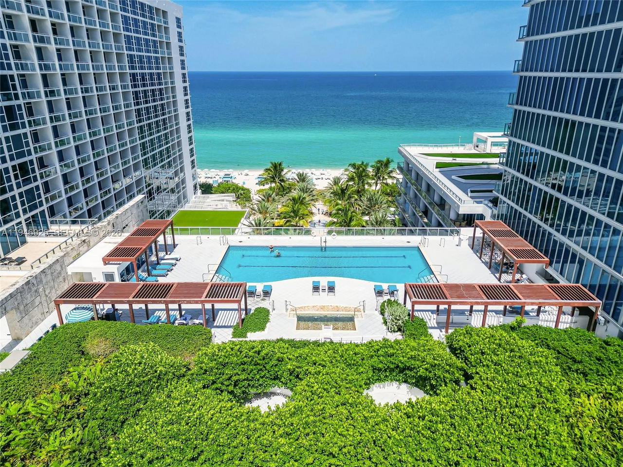 Real estate property located at 6801 Collins Ave #417 (404 Deed), Miami-dade, Central Carillon Beach Co, Miami Beach, FL