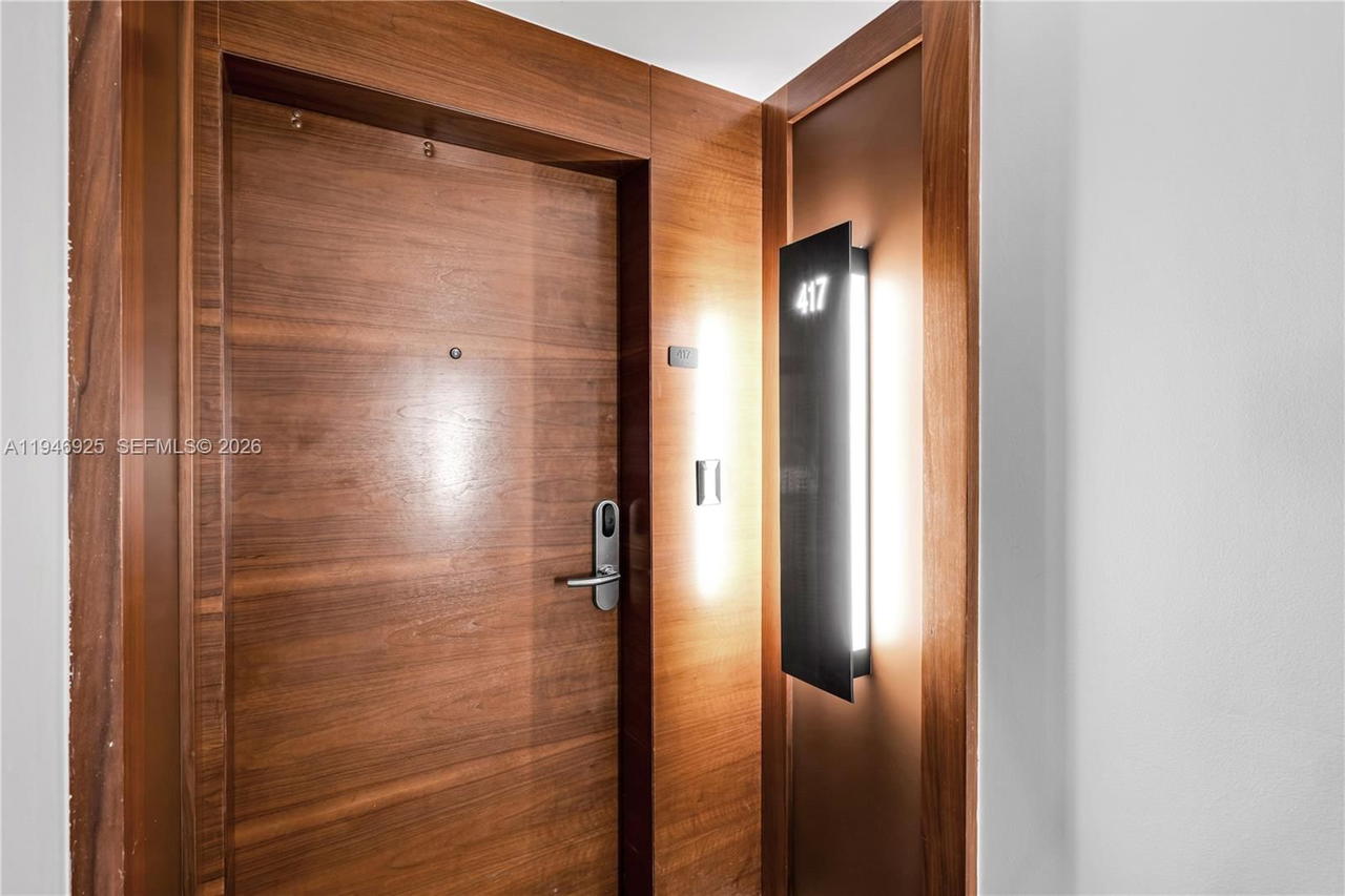 Real estate property located at 6801 Collins Ave #417 (404 Deed), Miami-dade, Central Carillon Beach Co, Miami Beach, FL