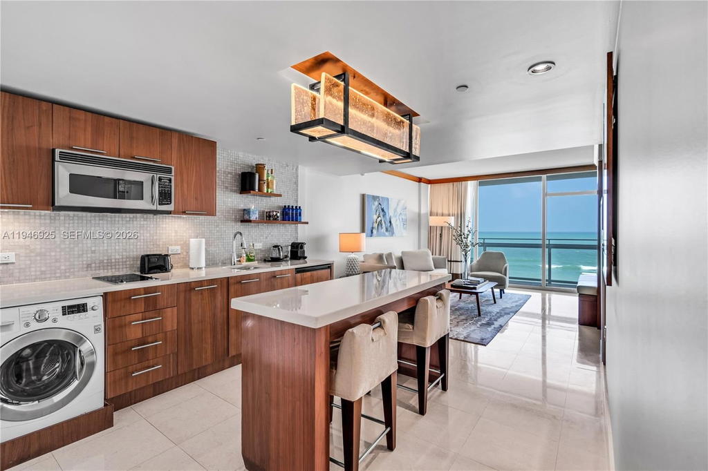 Real estate property located at 6801 Collins Ave #417 (404 Deed), Miami-dade, Central Carillon Beach Co, Miami Beach, FL