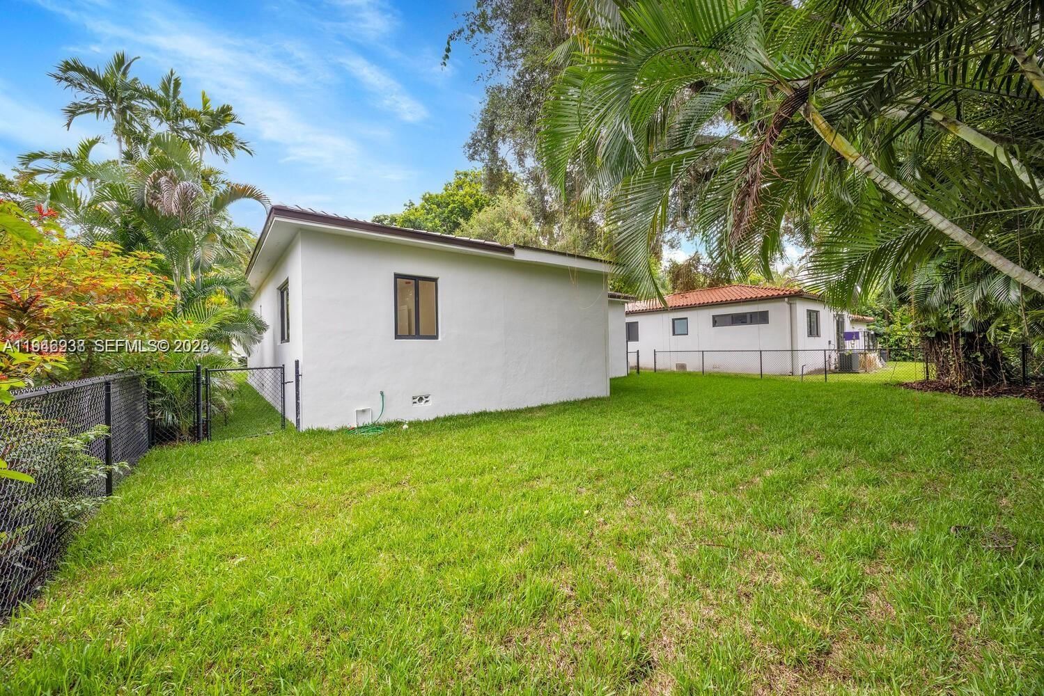 Real estate property located at 305 Fluvia Ave, Miami-dade, Coconut Grove Sec 1-coral, Coral Gables, FL