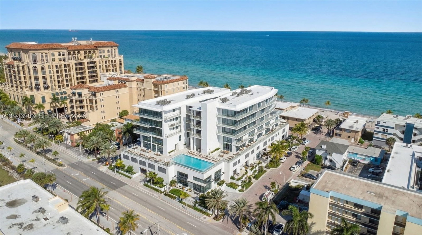 Real estate property located at 3319 Ocean Drive #509, Broward, Eturna Residences, Hollywood, FL