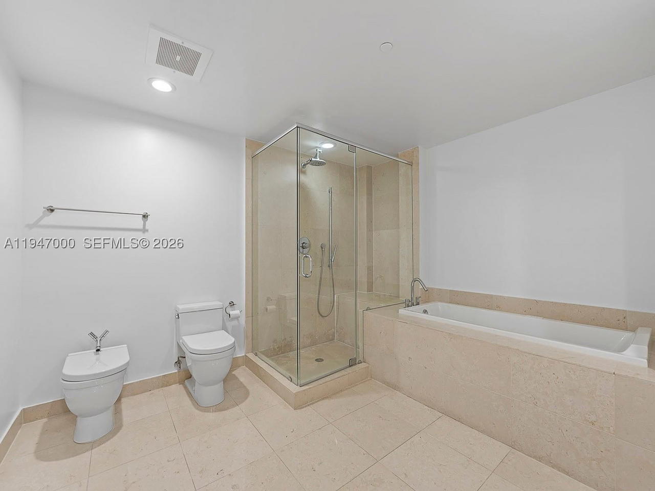 Real estate property located at 495 Brickell Ave #1801, Miami-dade, Icon Brickell No Two, Miami, FL