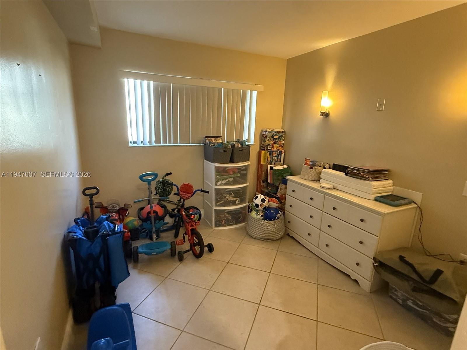 Real estate property located at 7405 152nd Ave #3-107, Miami-dade, Magnolia Lane Condo, Miami, FL