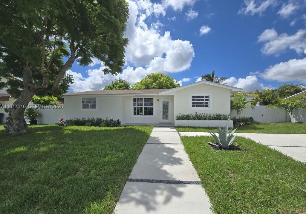 Real estate property located at 11300 179th St, Miami-dade, Green Hills Sec 2, Miami, FL