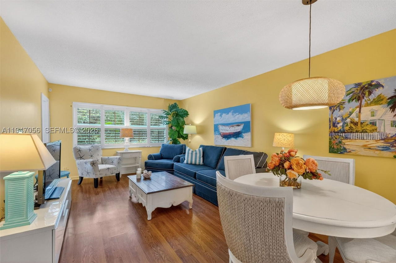 Real estate property located at 3431 50th Ave #110, Broward, Sunflower Gardens Condo, Lauderdale Lakes, FL