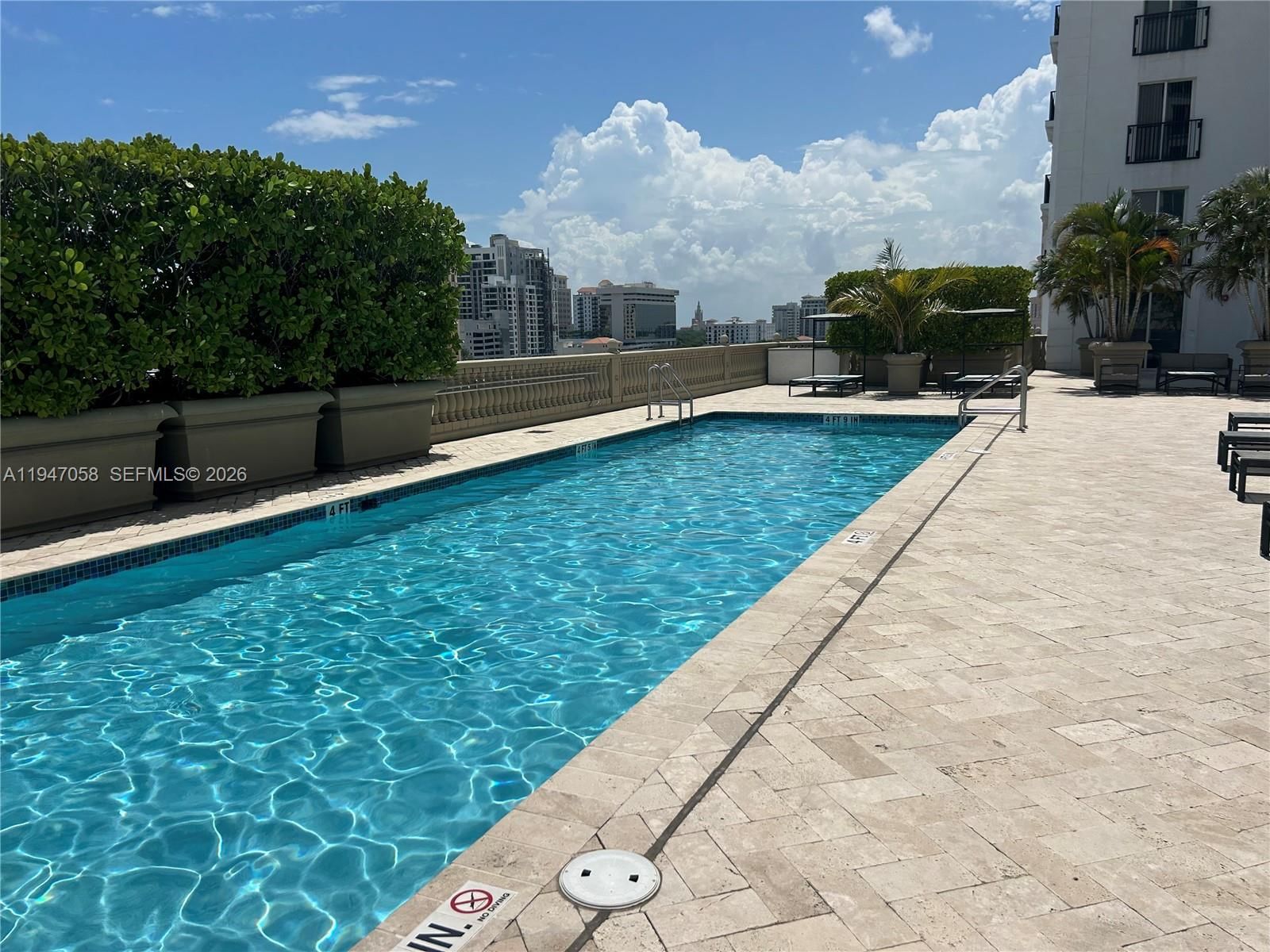 Real estate property located at 10 Aragon Ave #814, Miami-dade, Ten Aragon Condo, Coral Gables, FL