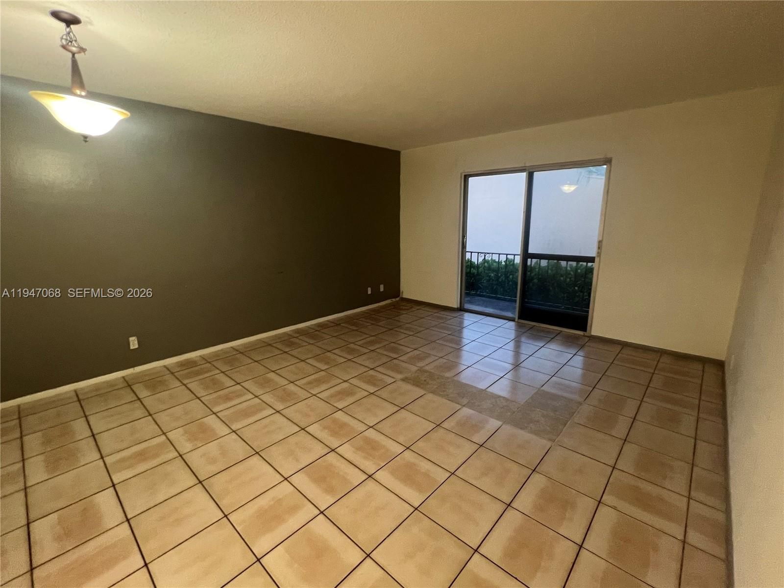 Real estate property located at 9203 38th Dr #12, Broward, Hampshire Villas Condo, Coral Springs, FL