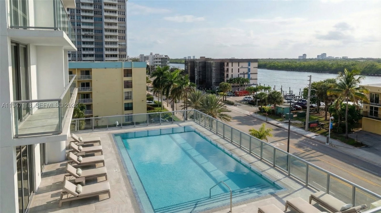 Real estate property located at 3319 Ocean Drive #608, Broward, Eturna Residences, Hollywood, FL