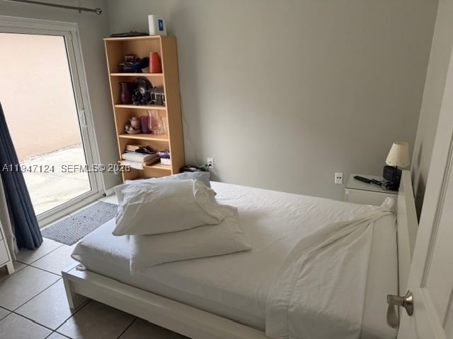 Real estate property located at 11541 142nd Pl, Miami-dade, California Hills, Miami, FL