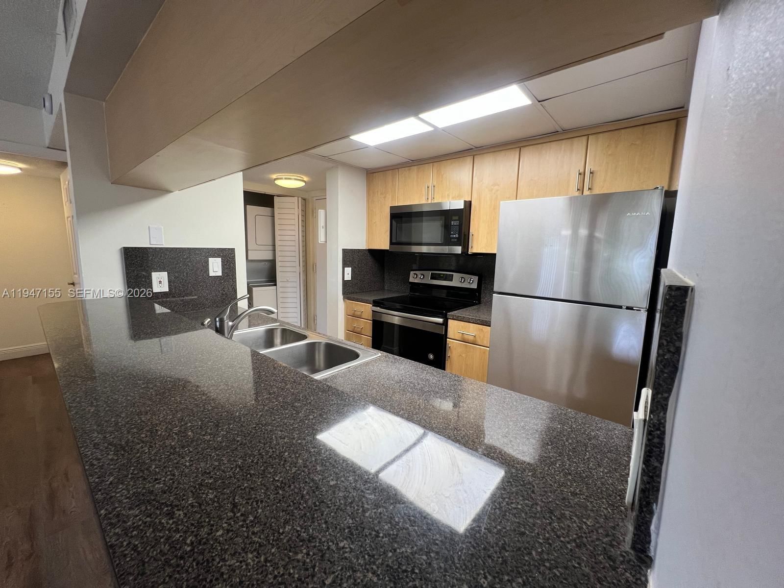 Real estate property located at 8100 Geneva Ct #147, Miami-dade, Las Vistas At Doral Condo, Doral, FL