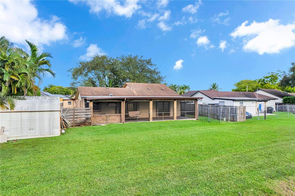 Real estate property located at 15512 142nd Ct, Miami-dade, R J Katz Sub, Miami, FL
