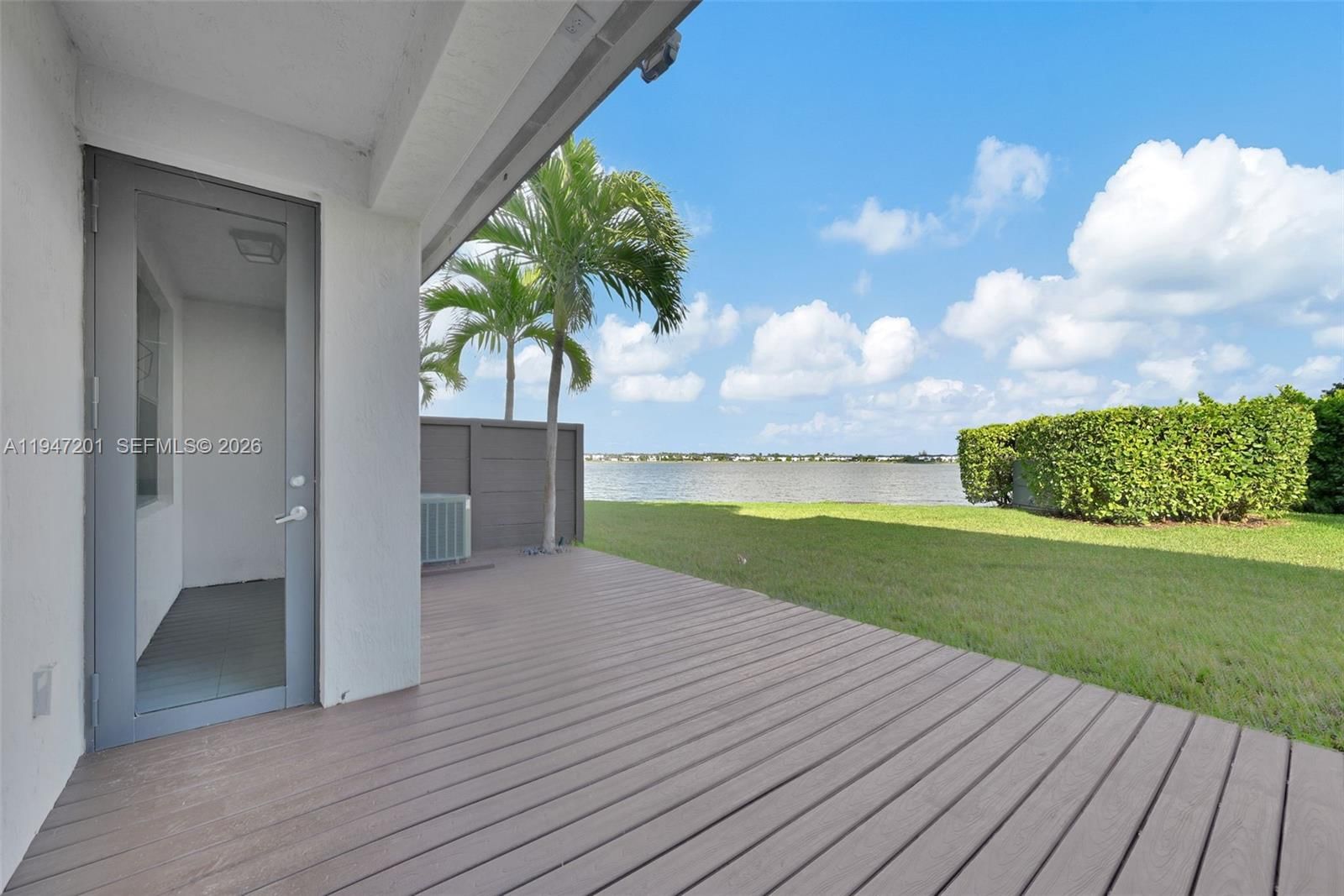 Real estate property located at 15481 91st Ct, Miami-dade, Dunnwoody Lake, Miami Lakes, FL