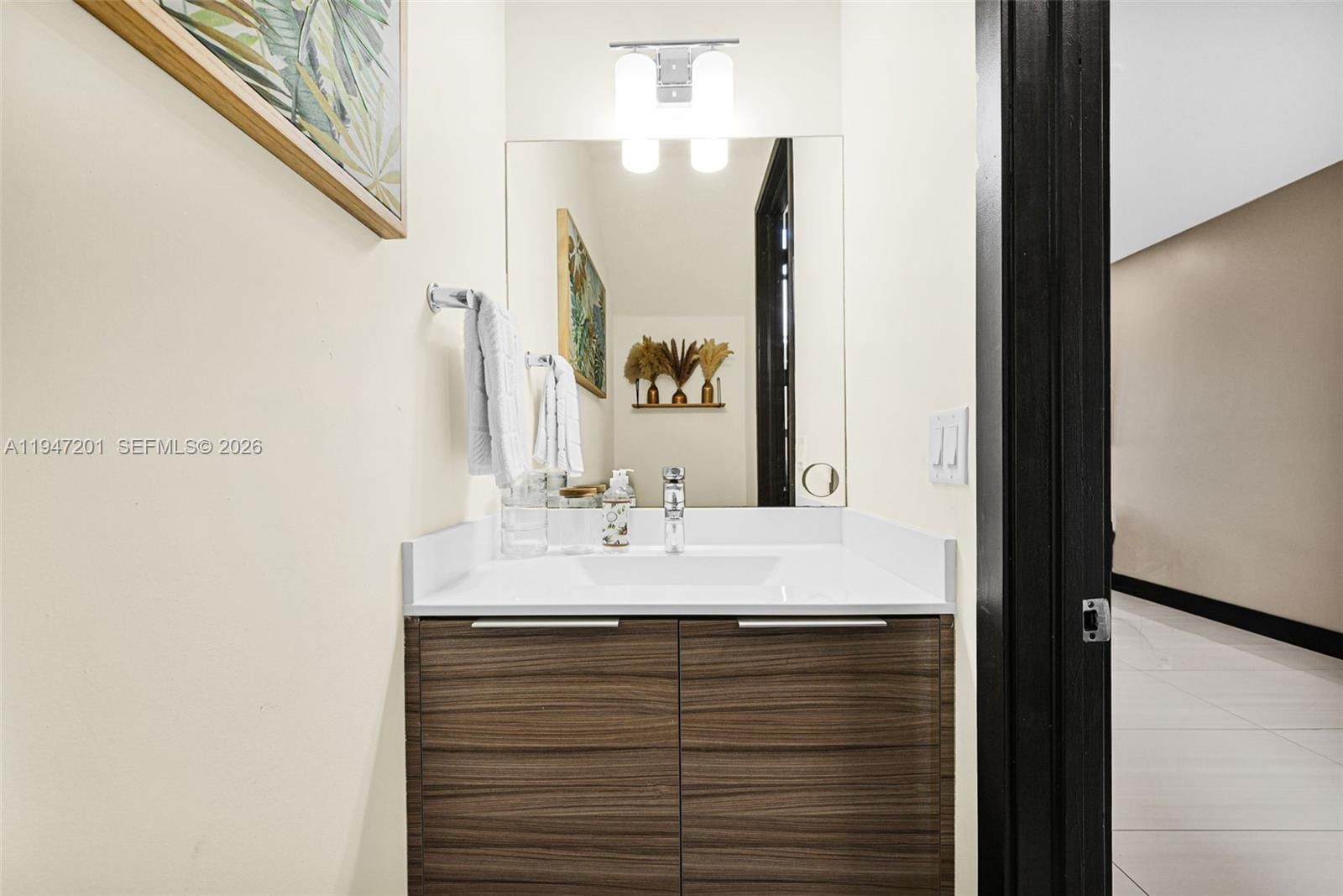 Real estate property located at 15481 91st Ct, Miami-dade, Dunnwoody Lake, Miami Lakes, FL