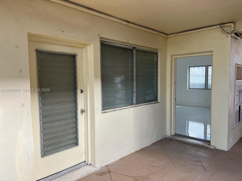 Real estate property located at 8420 Byron Ave #4, Miami-dade, Sundial Condo, Miami Beach, FL