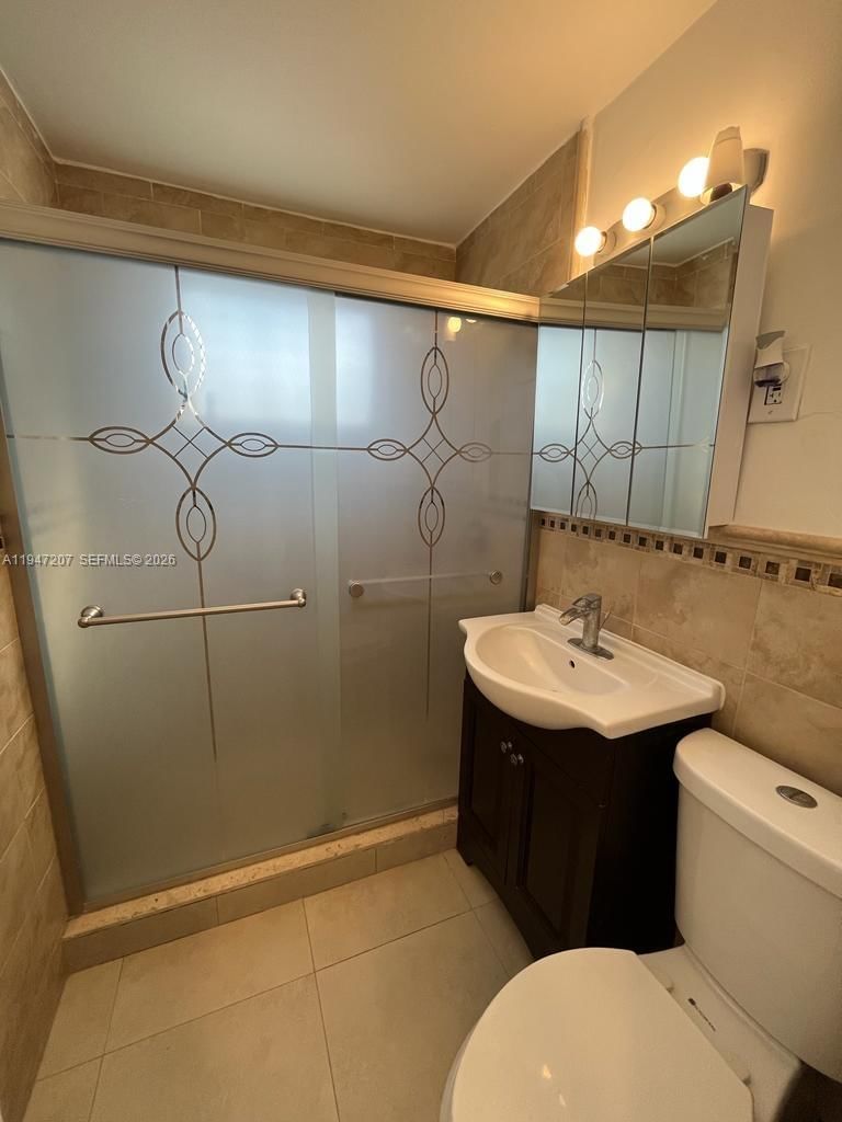 Real estate property located at 8420 Byron Ave #4, Miami-dade, Sundial Condo, Miami Beach, FL