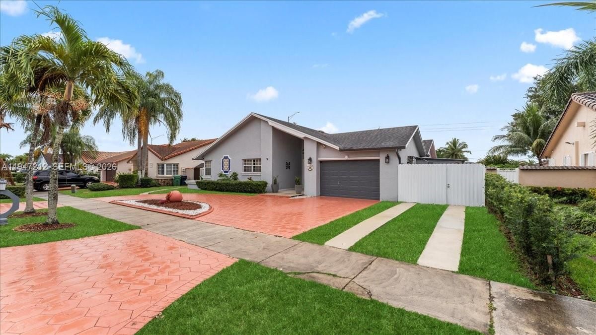 Real estate property located at 13430 25th St, Miami-dade, Comanche Sub, Miami, FL