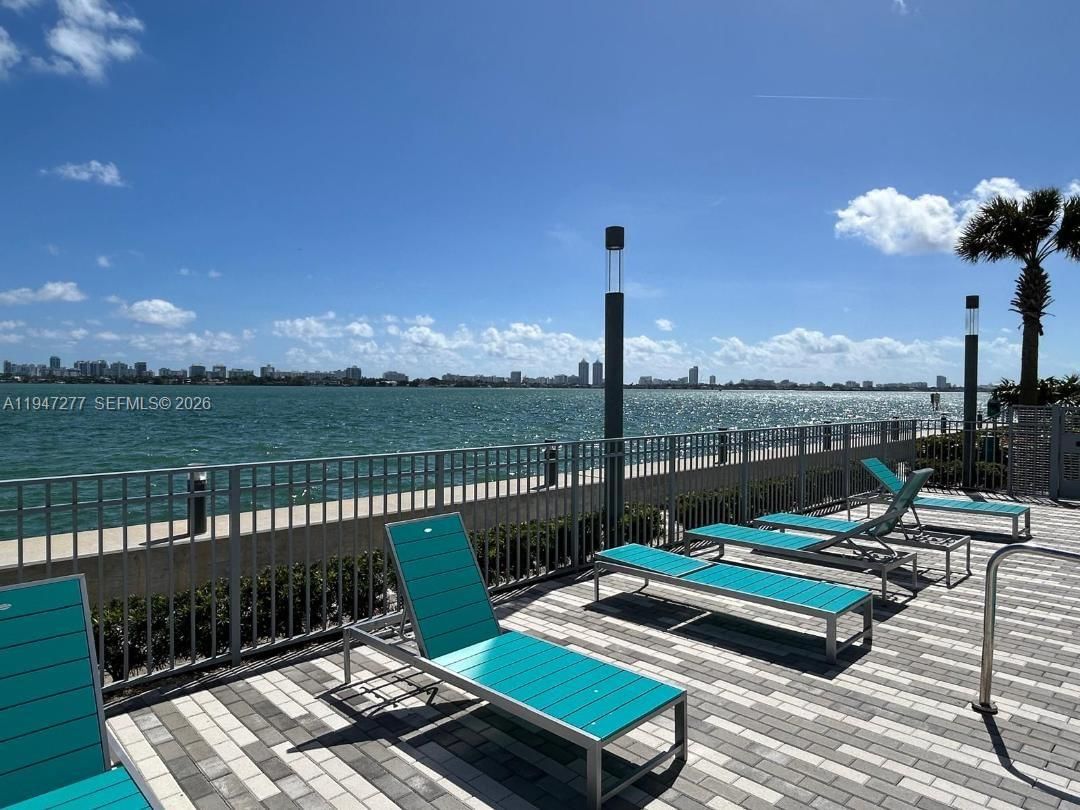 Real estate property located at 7501 Treasure Dr #5R, Miami-dade, Treasures On The Bay Ii C, North Bay Village, FL