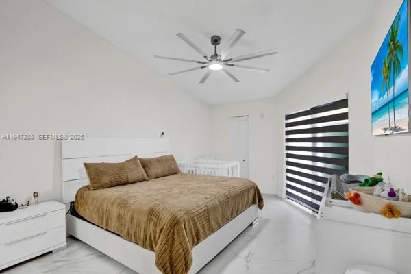 Real estate property located at 4917 154th Ave, Miami-dade, Lakes Of The Meadow-meado, Miami, FL