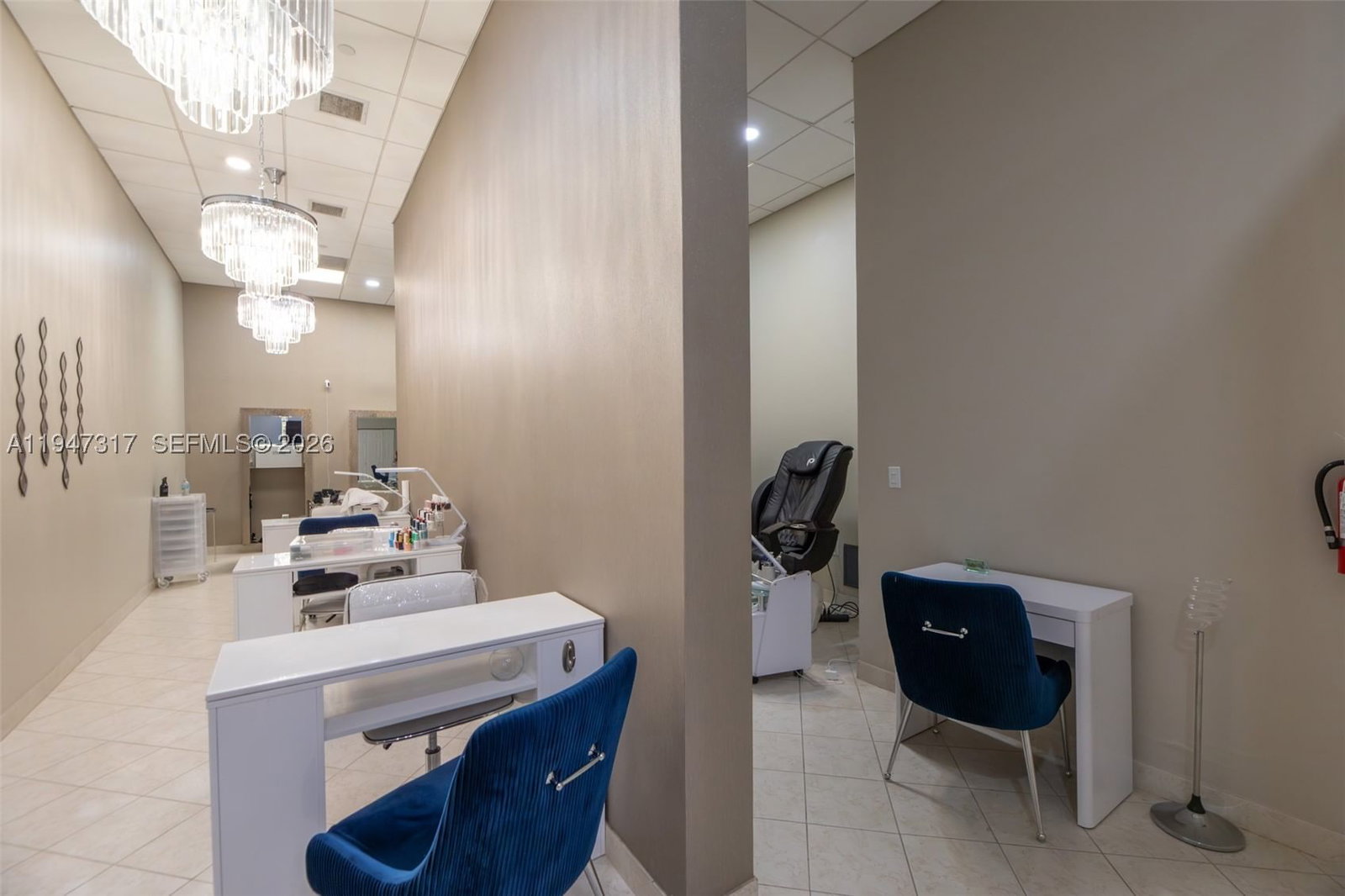 Real estate property located at 16101 Emerald Estates Dr #250, Broward, Weston 55 Plus Condo, Weston, FL