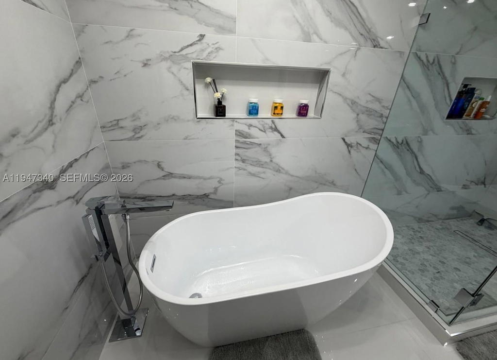 Real estate property located at 5757 Collins Ave #504, Miami-dade, Lexcellence Condo, Miami Beach, FL
