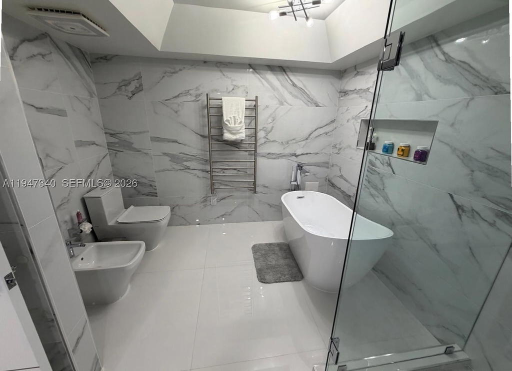 Real estate property located at 5757 Collins Ave #504, Miami-dade, Lexcellence Condo, Miami Beach, FL