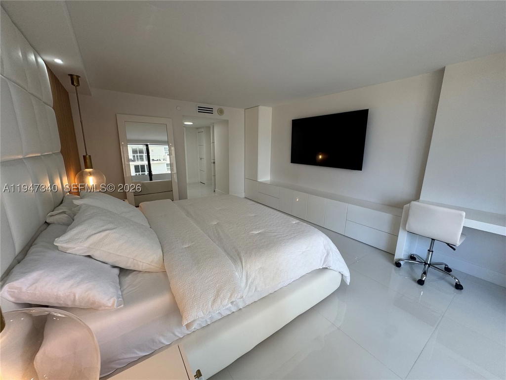 Real estate property located at 5757 Collins Ave #504, Miami-dade, Lexcellence Condo, Miami Beach, FL