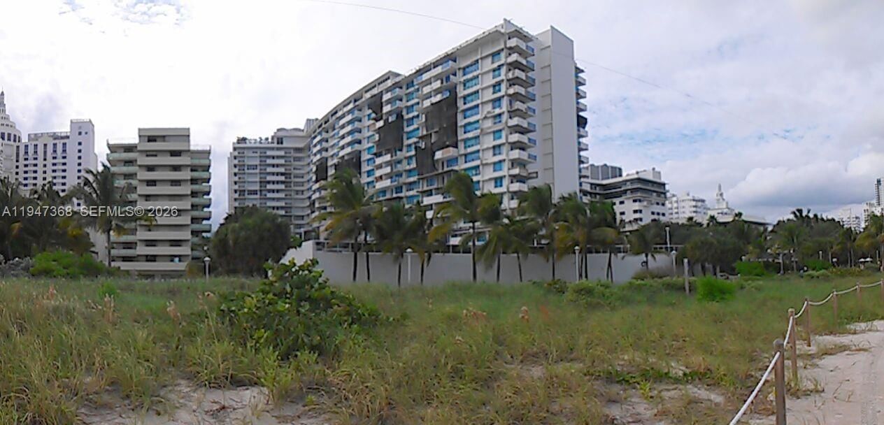 Real estate property located at 100 Lincoln Rd #1206, Miami-dade, The Decoplage Condo, Miami Beach, FL