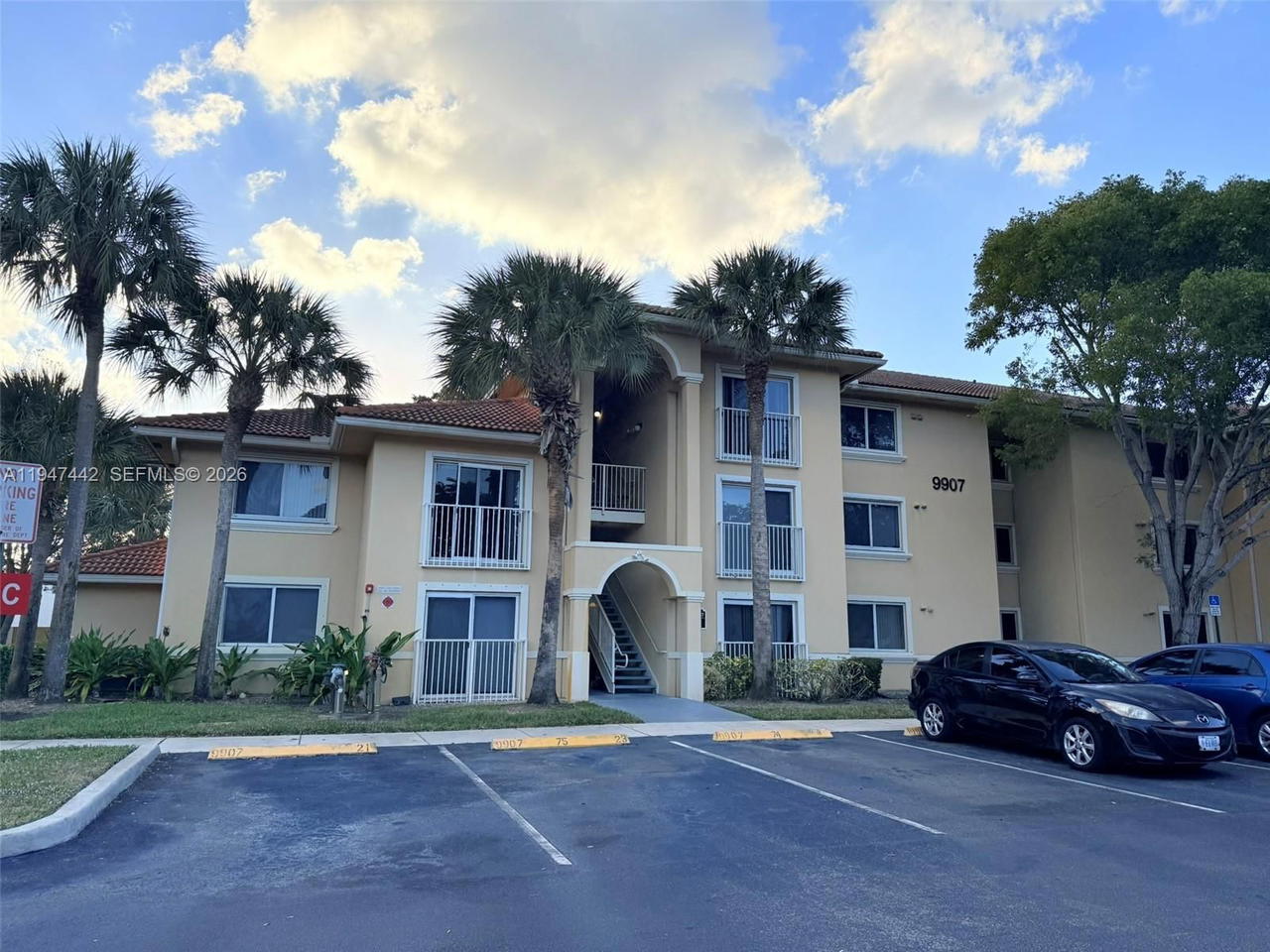 Real estate property located at 9907 Westwood Dr #21-2, Broward, Nob Hill Landings Condomi, Tamarac, FL