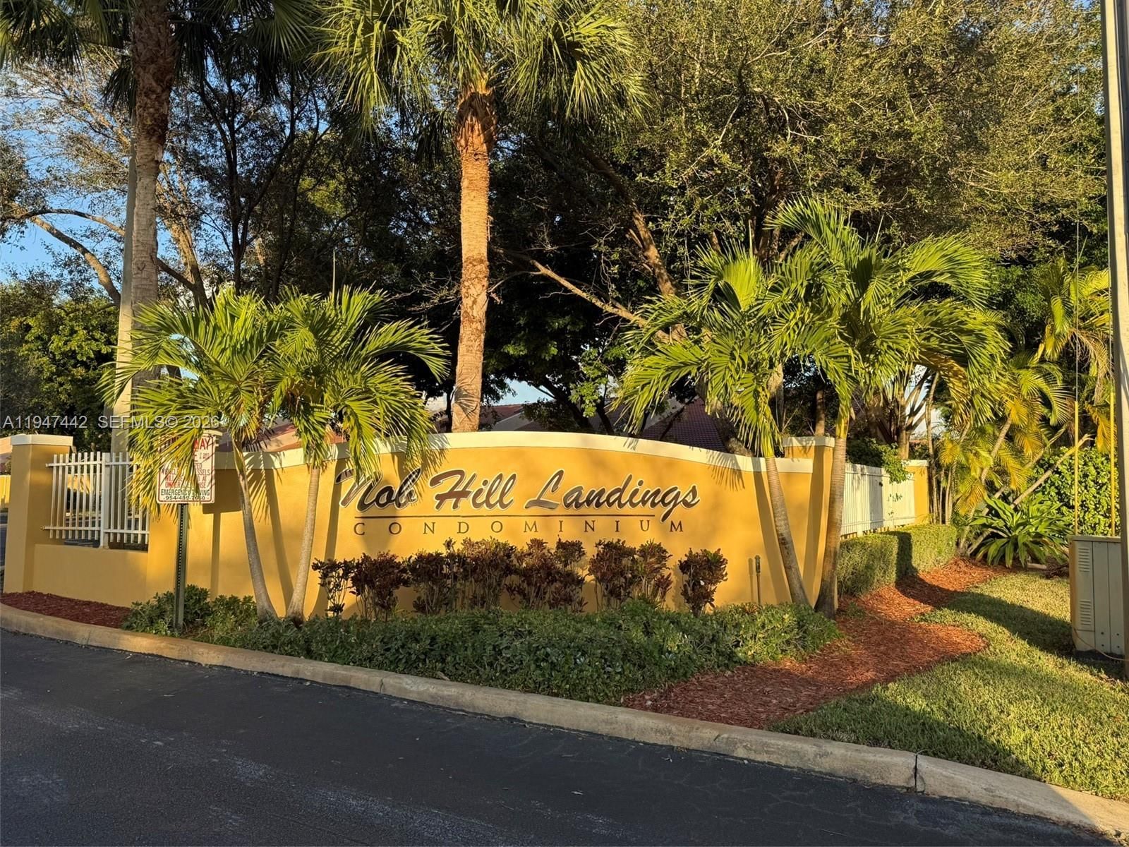 Real estate property located at 9907 Westwood Dr #21-2, Broward, Nob Hill Landings Condomi, Tamarac, FL