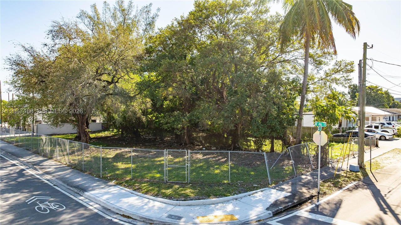 Real estate property located at 2226 46th St, Miami-dade, Buckeye Park, Miami, FL
