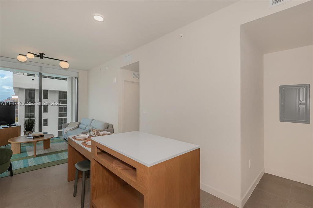 Real estate property located at 11 6 ST #814, Miami-dade, The Crosby, Miami, FL
