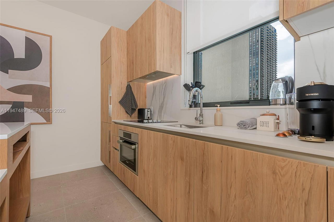 Real estate property located at 11 6 ST #814, Miami-dade, The Crosby, Miami, FL