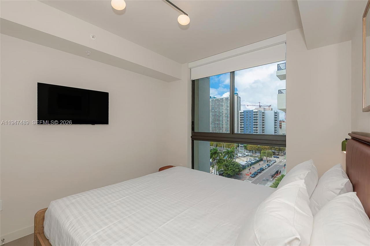Real estate property located at 11 6 ST #814, Miami-dade, The Crosby, Miami, FL