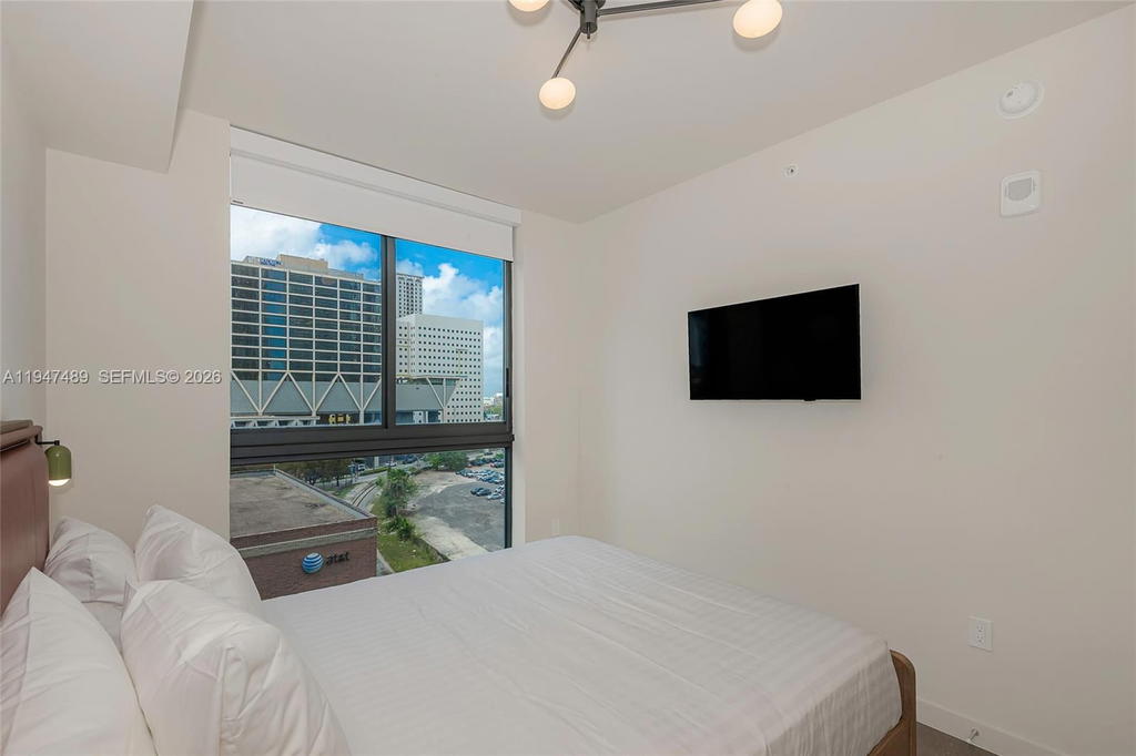 Real estate property located at 11 6 ST #814, Miami-dade, The Crosby, Miami, FL