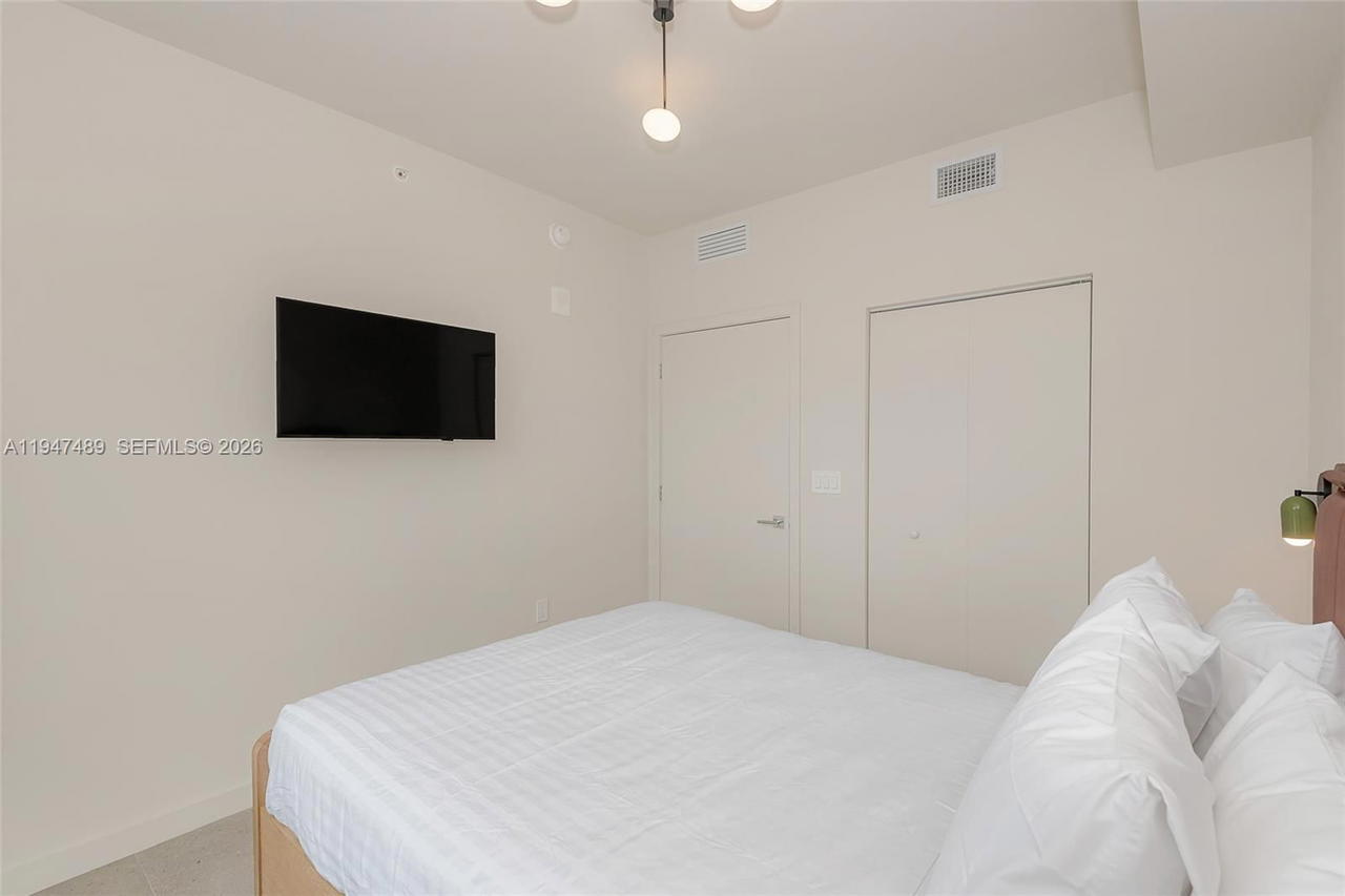 Real estate property located at 11 6 ST #814, Miami-dade, The Crosby, Miami, FL