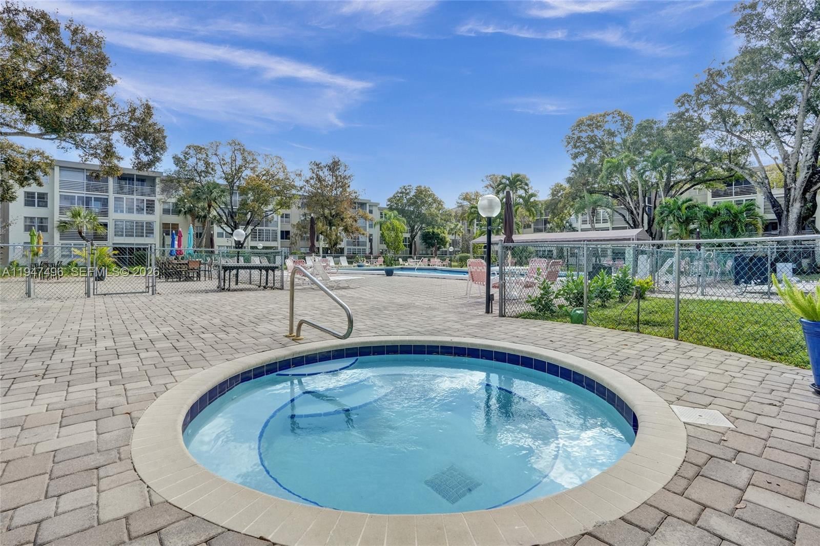Real estate property located at 2900 48th Ter #402, Broward, Cypress Chase Condo No 1, Lauderdale Lakes, FL