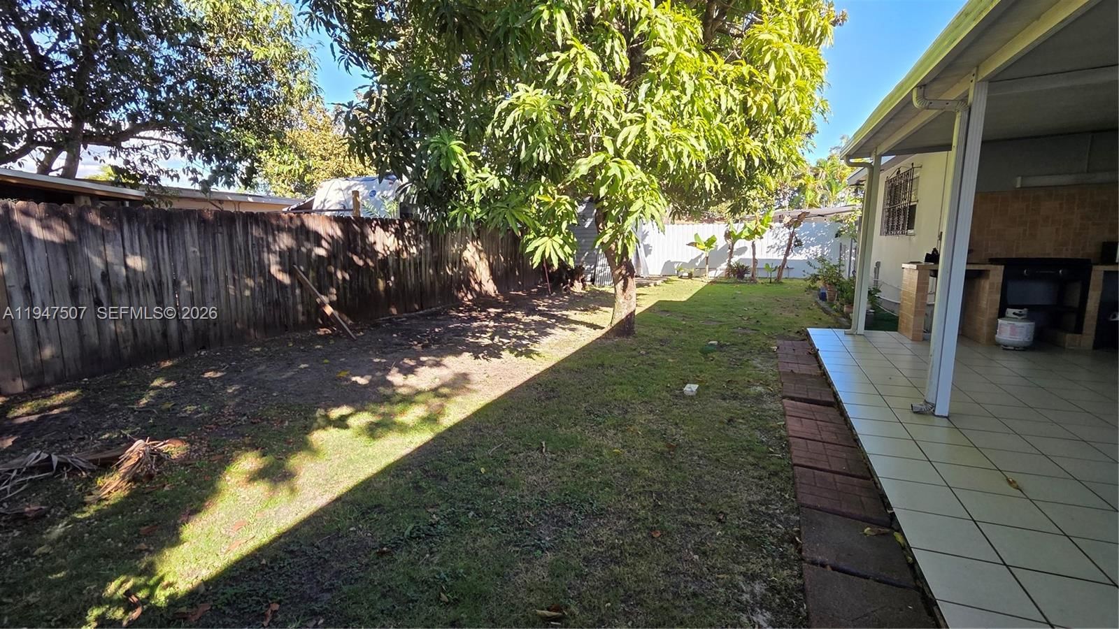 Real estate property located at 11933 196th Ter, Miami-dade, South Miami Heights Addn, Miami, FL