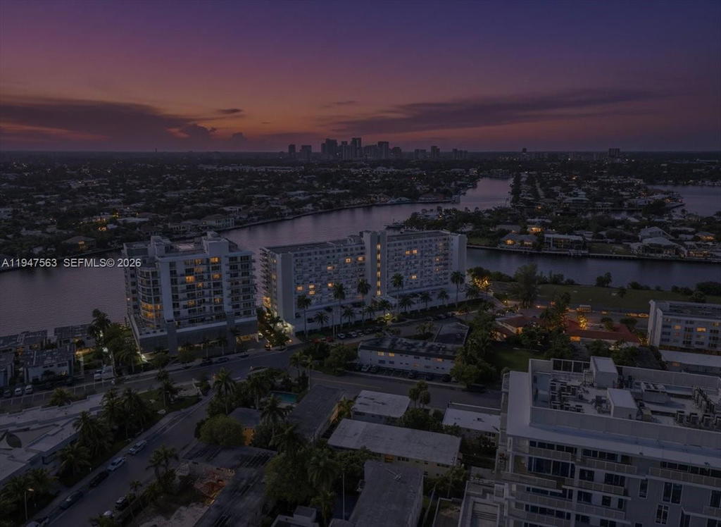 Real estate property located at 511 Bayshore Dr #504, Broward, Bayshore Towers, Fort Lauderdale, FL