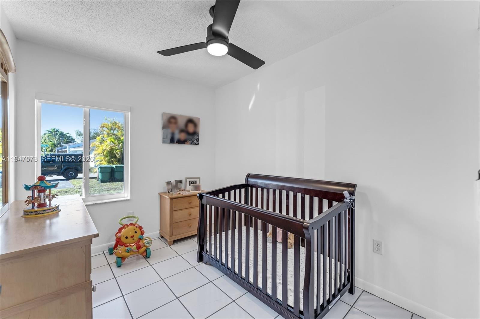 Real estate property located at 5307 140th Pl, Miami-dade, Bent Tree South, Miami, FL