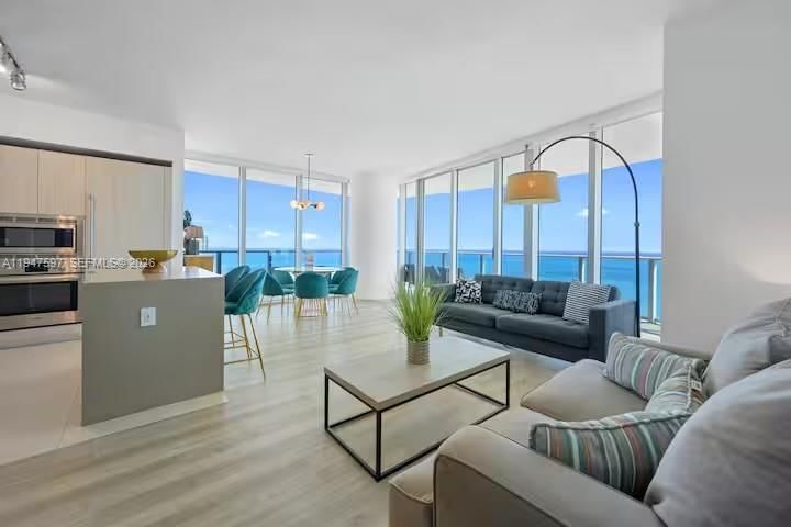 Real estate property located at 4111 Ocean Dr #3102, Broward, 4111 South Ocean Drive Co, Hollywood, FL