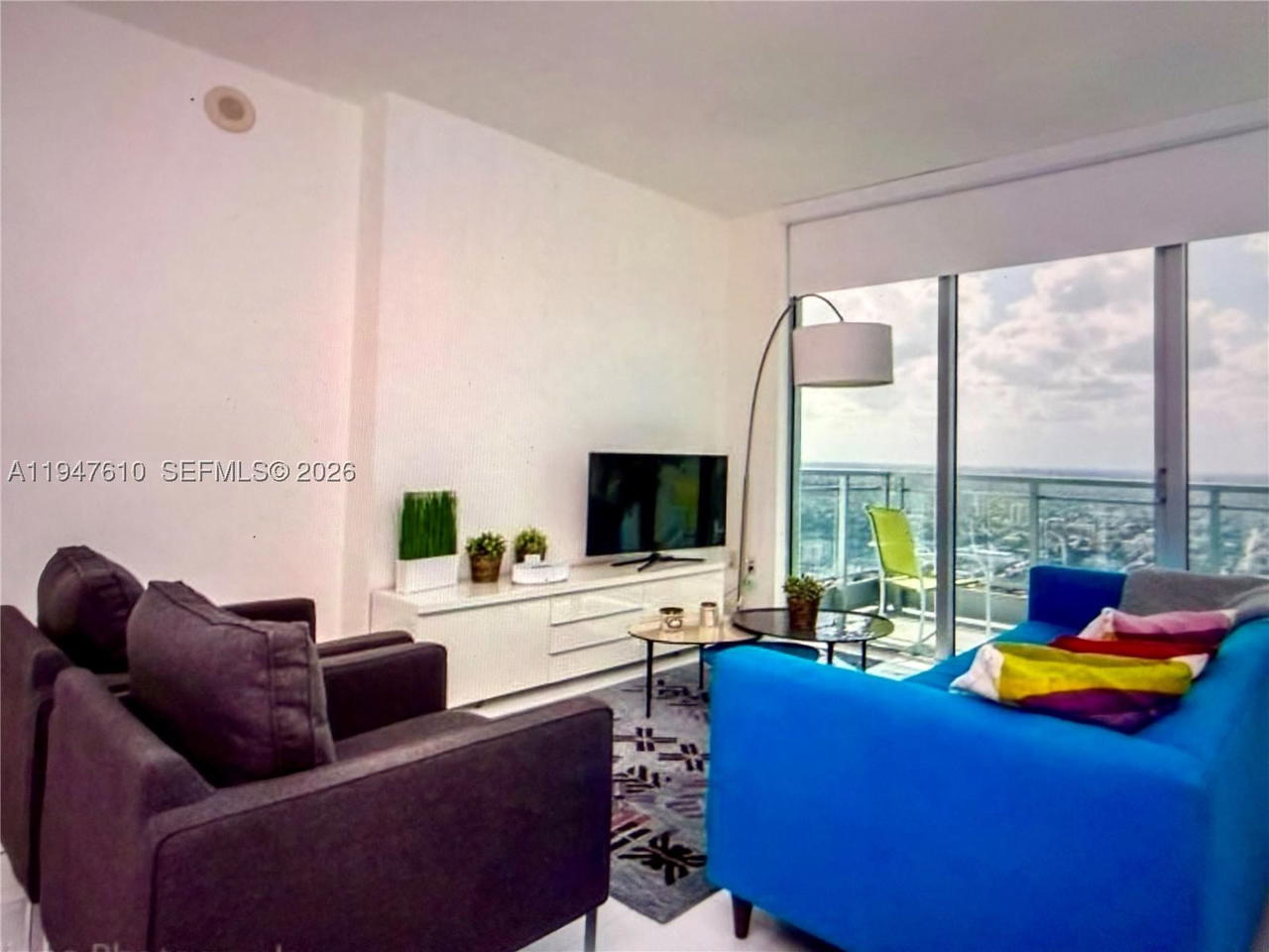 Real estate property located at 92 3rd St #4709, Miami-dade, Mint Condo, Miami, FL