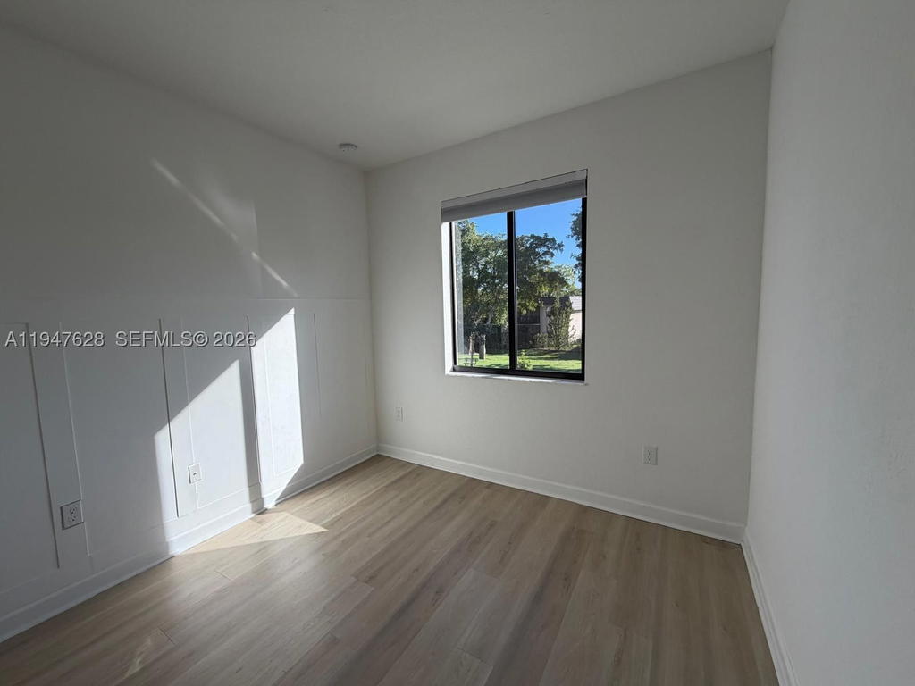 Real estate property located at 909 211th St, Miami-dade, Via Ventura Neighborhood, Miami, FL