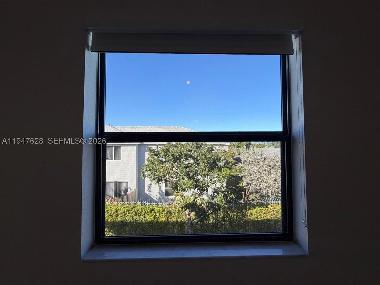 Real estate property located at 909 211th St, Miami-dade, Via Ventura Neighborhood, Miami, FL