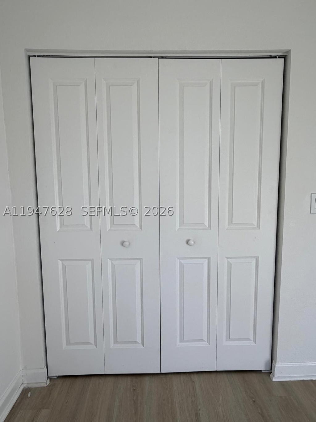 Real estate property located at 909 211th St, Miami-dade, Via Ventura Neighborhood, Miami, FL