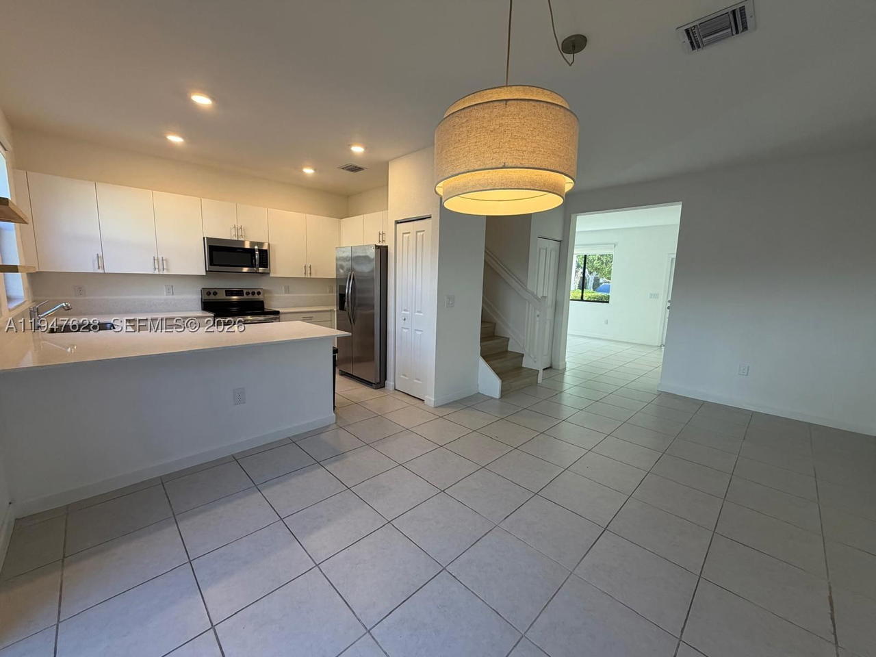 Real estate property located at 909 211th St, Miami-dade, Via Ventura Neighborhood, Miami, FL