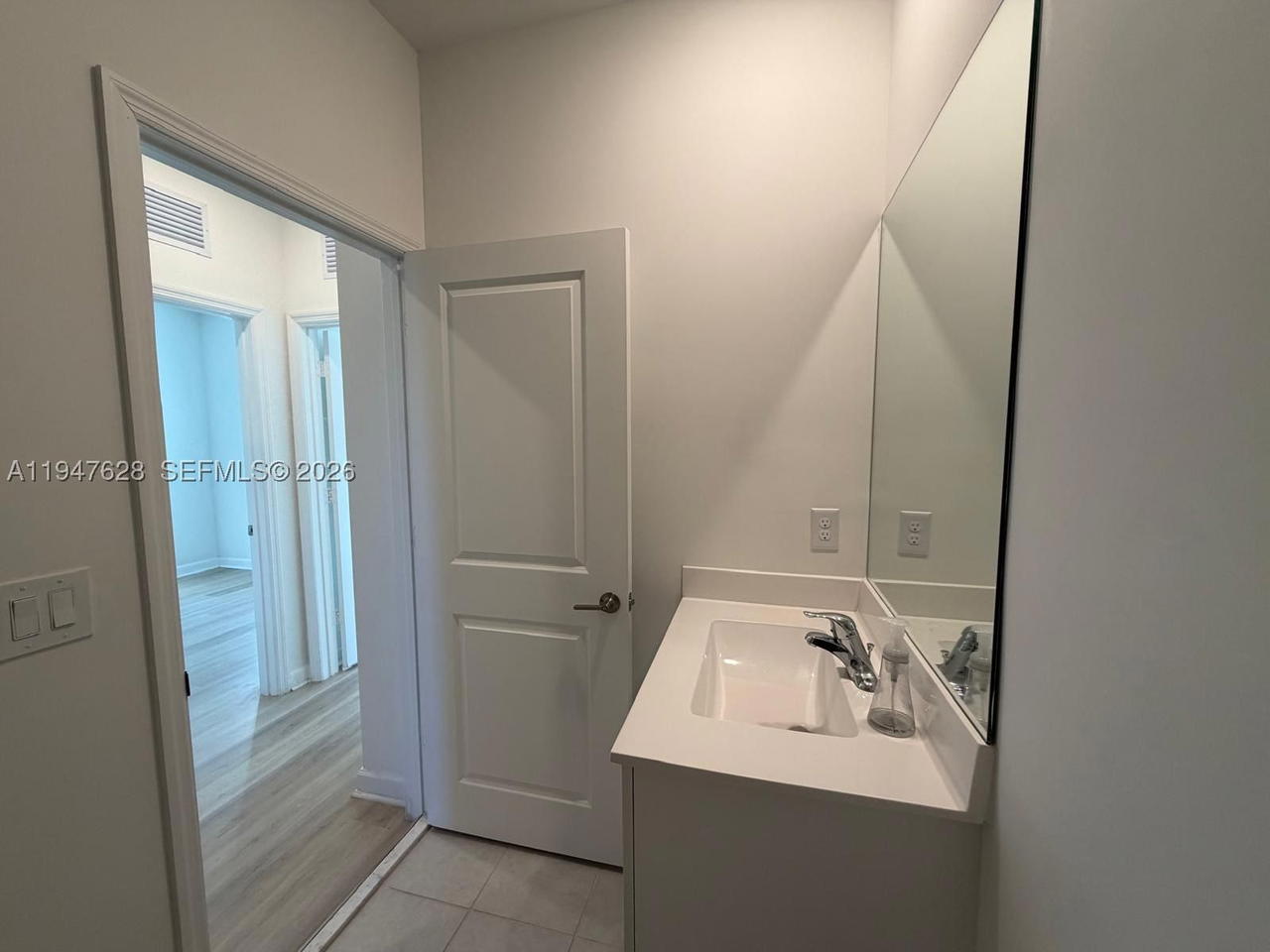 Real estate property located at 909 211th St, Miami-dade, Via Ventura Neighborhood, Miami, FL