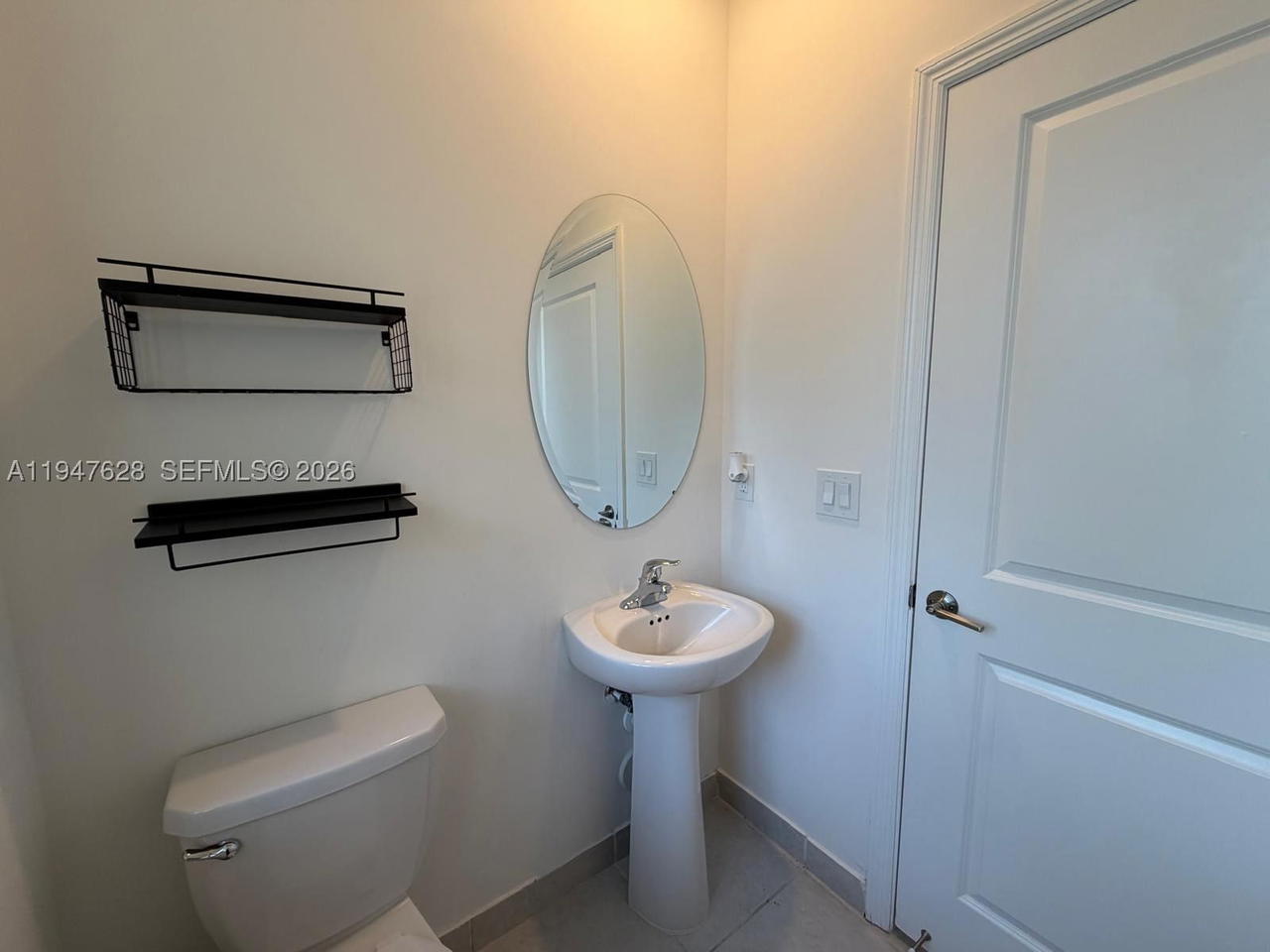 Real estate property located at 909 211th St, Miami-dade, Via Ventura Neighborhood, Miami, FL