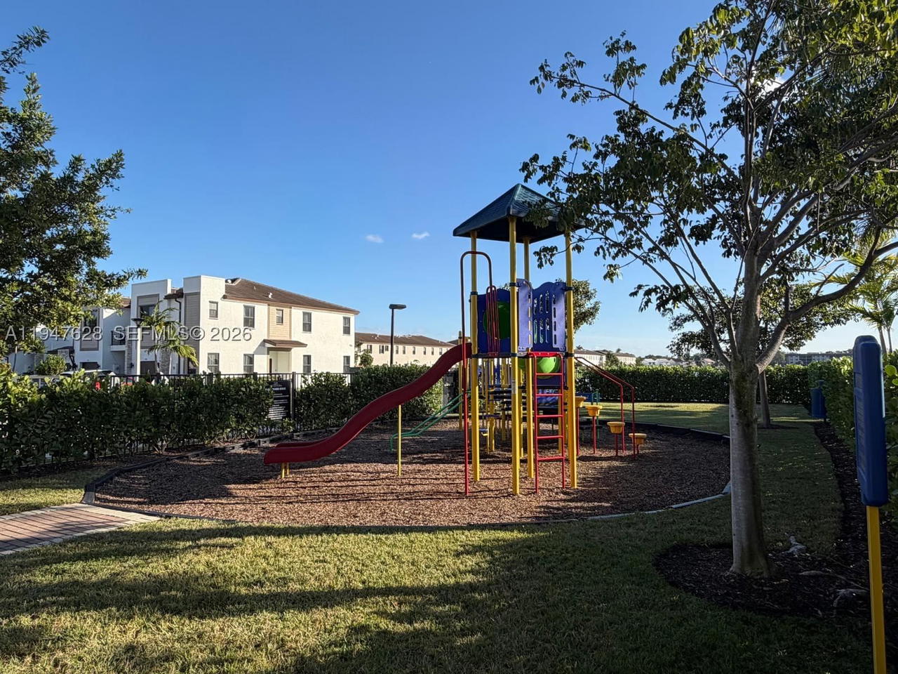 Real estate property located at 909 211th St, Miami-dade, Via Ventura Neighborhood, Miami, FL