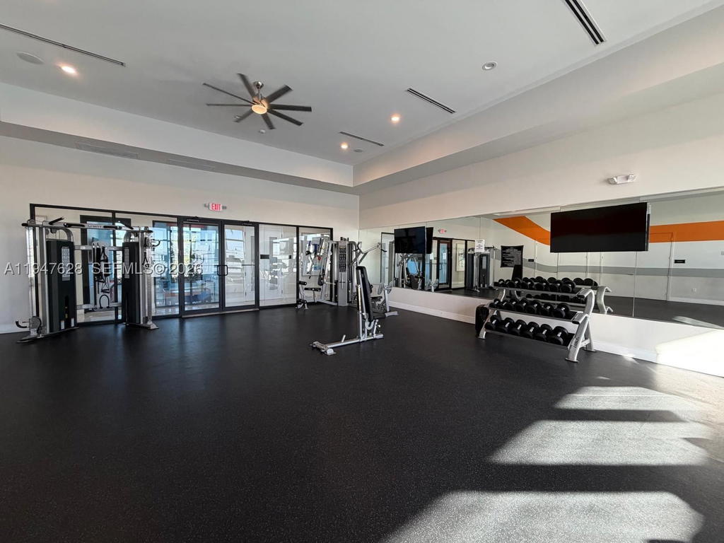 Real estate property located at 909 211th St, Miami-dade, Via Ventura Neighborhood, Miami, FL