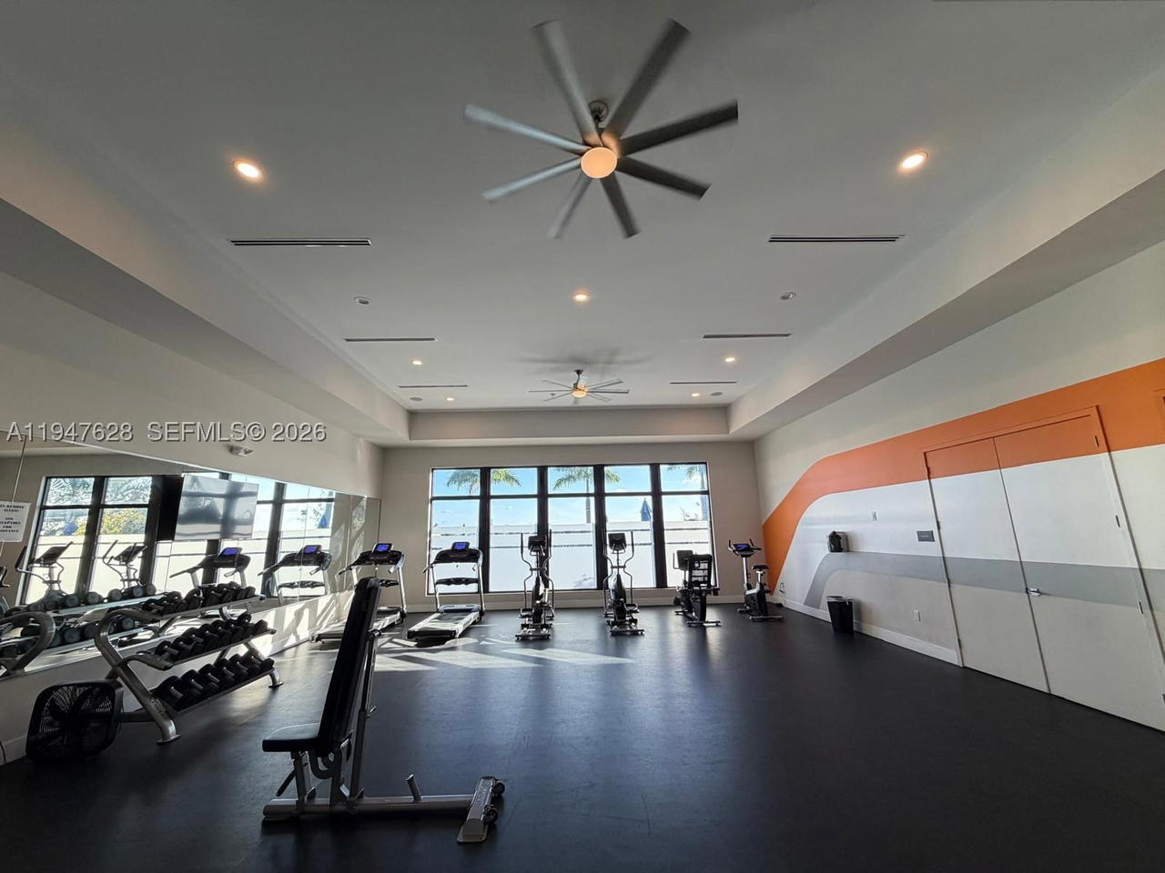 Real estate property located at 909 211th St, Miami-dade, Via Ventura Neighborhood, Miami, FL